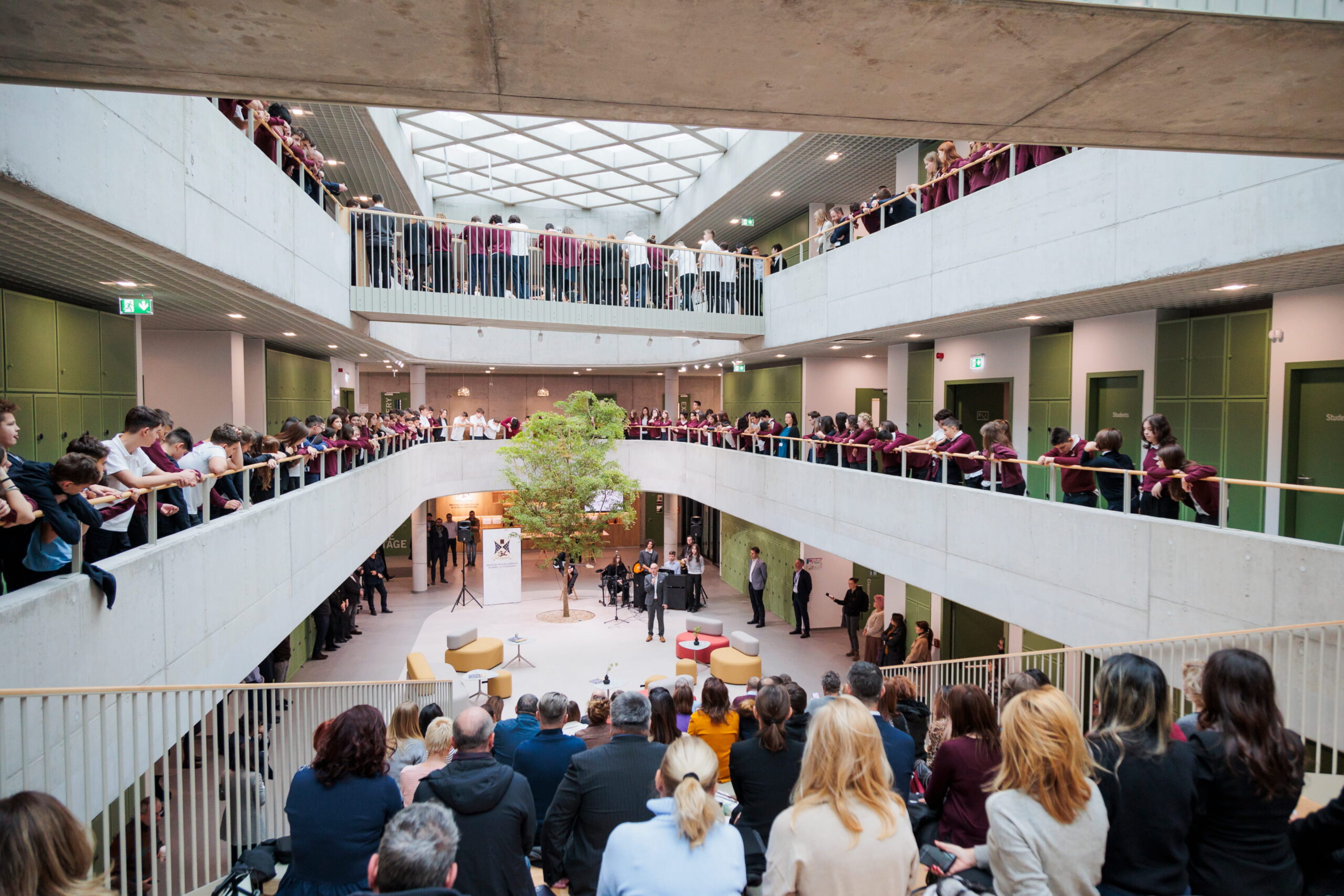 dbe1df82ed0dc70b0da517eebaccce1cb35d8ec7 (1)